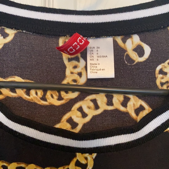 H&M Top - Picture 2 of 5